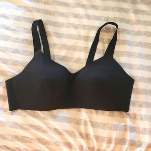 Lululemon | Black Wireless Bra